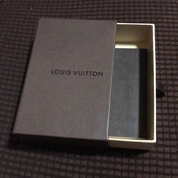 Louis Vuitton Box - Picture 2 of 2